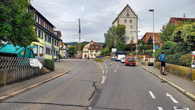 Für die Gutenbergstraße wird ein Tempo-30-Limit ins Spiel gebracht. Dann wäre das gesamte Quartier um B-33-Ortsdurchfahrt und die ...