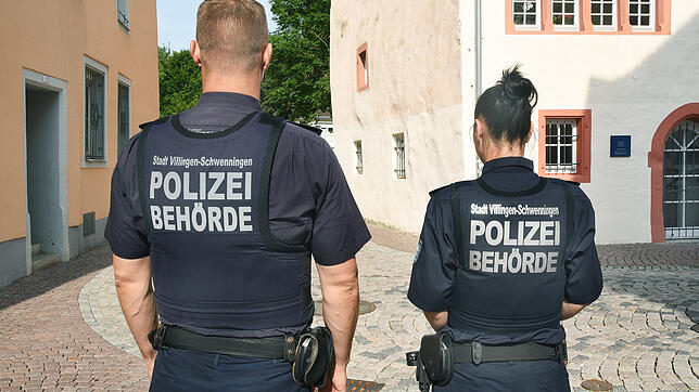 Verstärkte Kontrollen in der Villinger Fußgängerzone: Die Stadtsheriffs hatten einen schweren Stand. Die Ertappten zeigten keinerlei ...