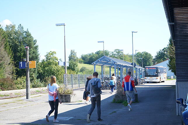 Manche Reisende in Uhldingen-Mühlhofen haben Probleme damit, vorgesehene Anschlüsse zu bekommen. Das liege vor allem an den häufigen ...