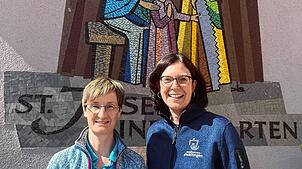 Christina Frank (von links) und Sabrina Scheuble freuen sich auf viele Anmeldungen von Kindern. Foto: Musikverein Ewattingen