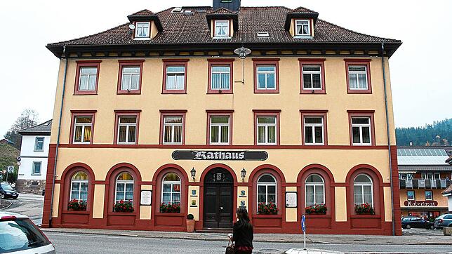 Nicht nur das Rathaus, auch alle anderen öffentlichen Einrichtungen in Vöhrenbach und den Ortsteilen sind wegen der Corona-Pandemie bis ...