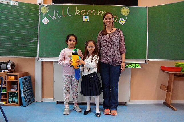 Zwölf Jungen und Mädchen wurden in die Vorbereitungsklasse der Grundschule Kadelburg eingeschult. Klassenlehrerin ist Lucia Adam.