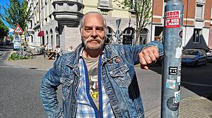 Patrick Besewski, genannt „Schwede“, hat nach dem Tod seiner geliebten Partnerin wieder Mut gefasst und genießt das Leben – ohne Alkohol ...