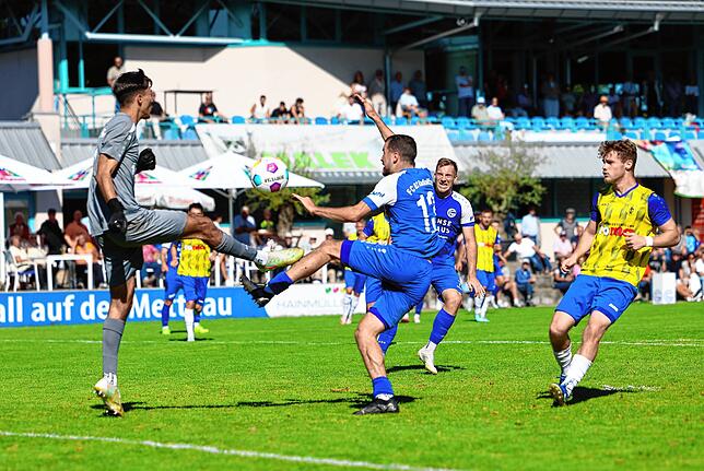 Bild 10: Unsere Bildergalerie vom Landesligaspiel zwischen dem FC Radolfzell und dem FC Singen