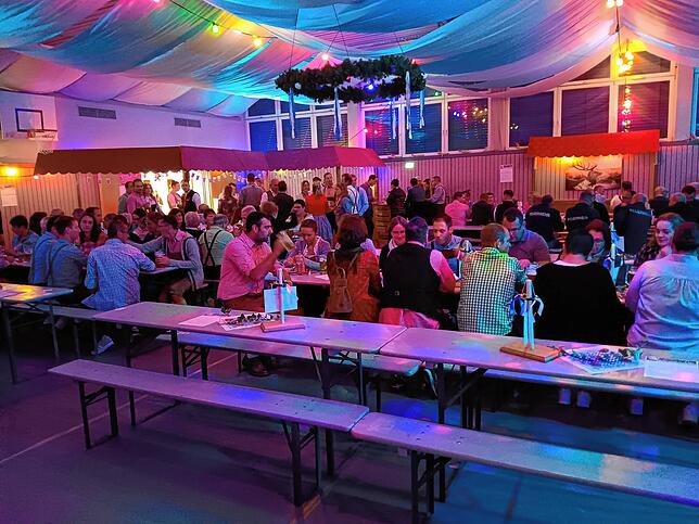 Bild 3: Bilder vom Oktoberfest in Dangstetten/Küssaberg