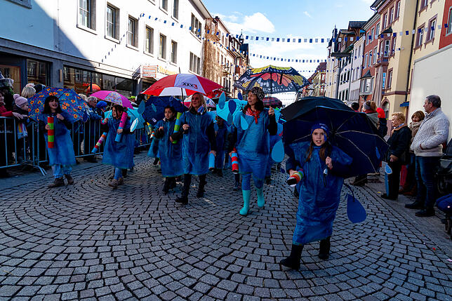 Bild 2: Bilder vom großen Kinderumzug in VS-Villingen am Schmotzigen &ndash; Teil 3
