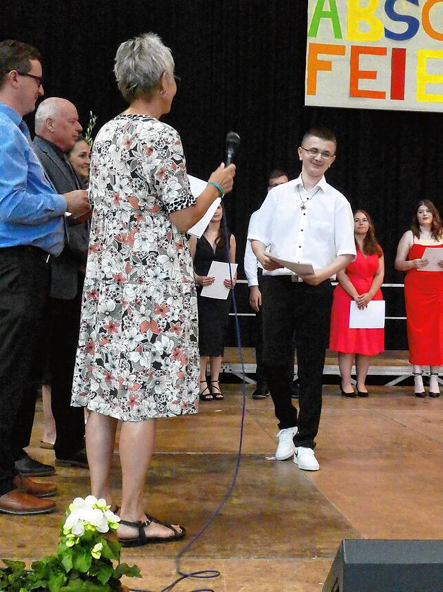 Bild 14: Bilder von der Zeugnisübergabe am Schulverbund Nellenburg Stockach &ndash; Teil 3