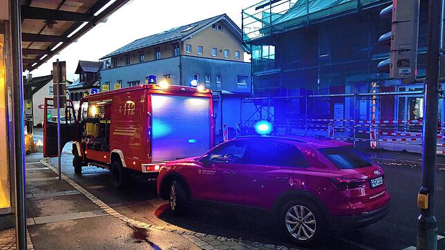 Ende Juni sorgten sintflutartige Regenfälle für zahlreiche Feuerwehreinsätze. In der Ravensburger Straße war über Nacht der Keller eines ...