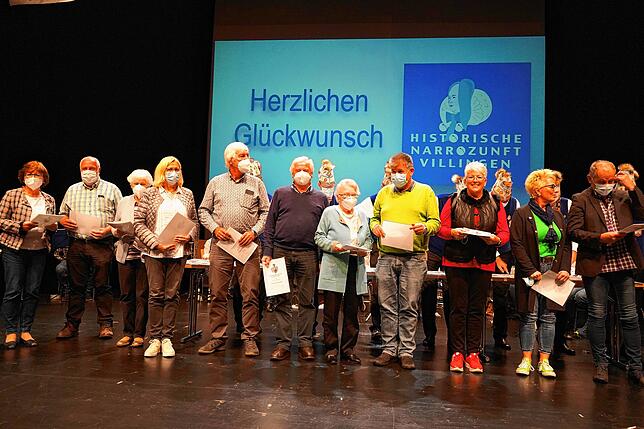 Zahlreiche Mitglieder der Historischen Narrozunft wurden bei der Hauptversammlung für langjährige Zugehörigkeit und besondere Verdienste ...