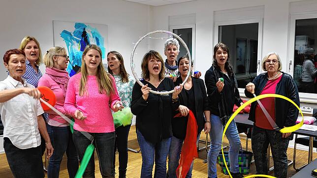 Gewohnt gut gelaunt proben die Alte Jungfere Ulrike Merkle, Bettina Haas, Ulrike Degen, Stefanie Brüderle, Nicole Frey, Kiri Lauterbach, ...