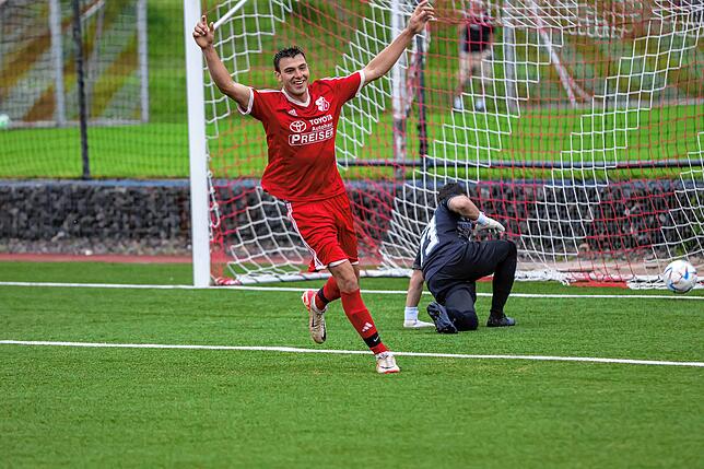 Bild 4: SV Eggingen düpiert den FC Erzingen mit 5:3 – und wir haben Fotos!