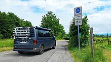 Der Gemeindeverbindungsweg zwischen Meersburg, Stetten und Hagnau ist seit Ende April offiziell eine Fahrradstraße – zunächst probeweise ...