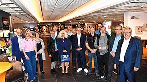 Bei der Eröffnung der Leistungs- und Gewerbeschau (von rechts): Holger Wick, Oberbürgermeister Klaus Eberhardt, Frank Sattler sowie ...