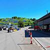 Die Recyclinghöfe im Landkreis Waldshut bleiben trotz gestiegener Fallzahlen geöffnet, es gibt aber strenge Regeln, wie eine begrenzte ...