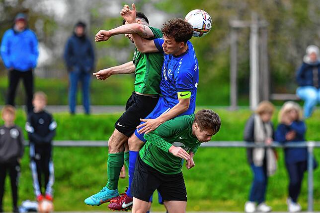 Bild 14: SV Herten unterliegt knapp mit 3:4 beim TuS Efringen-Kirchen &ndash; und wir haben Bilder!