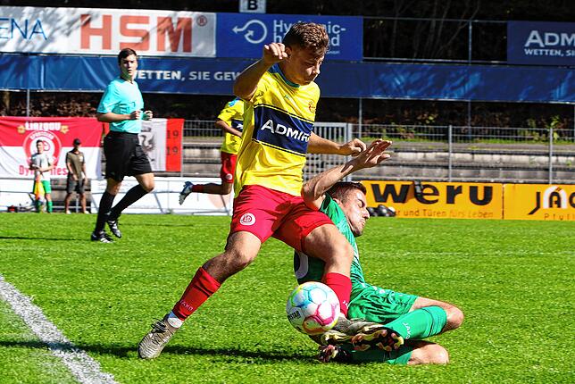 Bild 7: Die besten Bilder vom Stadtderby zwischen SC Pfullendorf II und TSV Aach-Linz