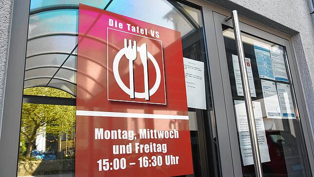 Am Montag öffnen die Tafelläden in Villingen und Schwenningen nach gut vierwöchiger Corona-Unterbrechung wieder. Wenn sich allerdings ...
