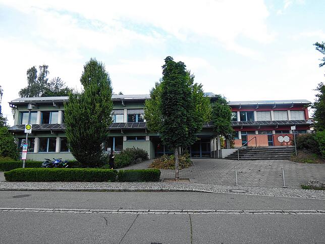 Auch auswärtige Jugendliche besuchen die Albbrucker Gemeinschaftsschule um hier den Mittleren Bildungsabschluss zu erlangen.