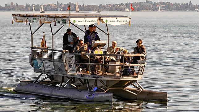 Ein weiteres Solarboot dieser Größenordnung bekommt jetzt im Mooser Hafen einen Liegeplatz. Archivbild: Gerald Jarausch
