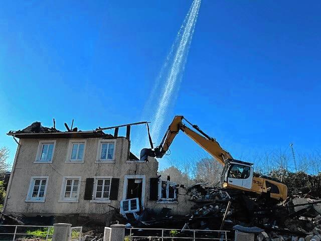 Bild 12: Bauernhaus in Albbruck brennt lichterloh - Bilder des Einsatzes