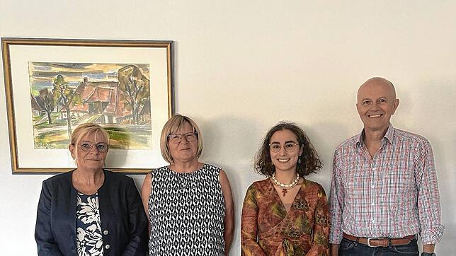 Die frühere SPD-Kreisrätin Karin Gallmann, Konstanze Trandin vom SPD-Ortsverein Wehr und SPD-Landtagskandidatin Joana Stöhrer da Costa ...