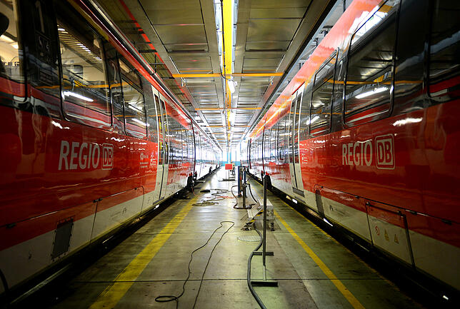 Ungeplante Werkstattaufenthalte der Triebwagen haben sich laut Bahn reduziert.