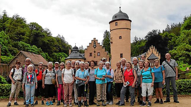 Die Reisegruppe der Naturfreunde Hornberg, darunter auch Teilnehmer aus der Region Triberg, besuchen bei ihrer Kultur- und Wanderwoche ...