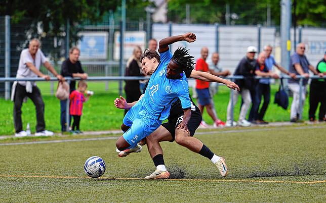 Bild 17: Unsere Bildergalerie vom Spiel des ESV Südstern Singen gegen den FC Teningen