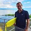 Jan Blessing, von den Bäderbetrieben Konstanz und Schwimmmeister am Konstanzer Strandbad Hörnle, bereitet sich auf die Badesaison 2023 vor.