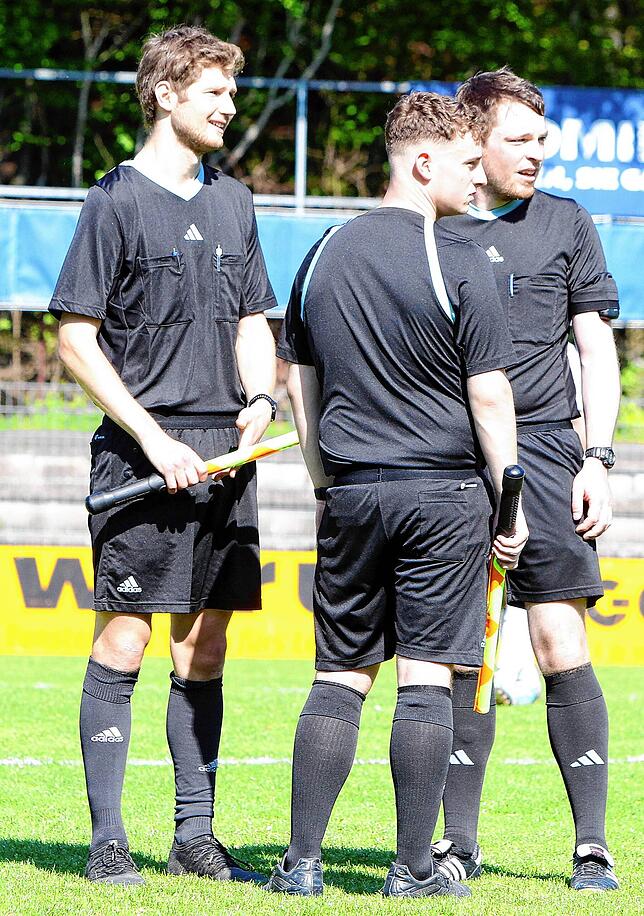 Bild 8: Verbandsligaderby zwischen SC Pfullendorf und FC Singen gewinnt der SCP mit 3:1