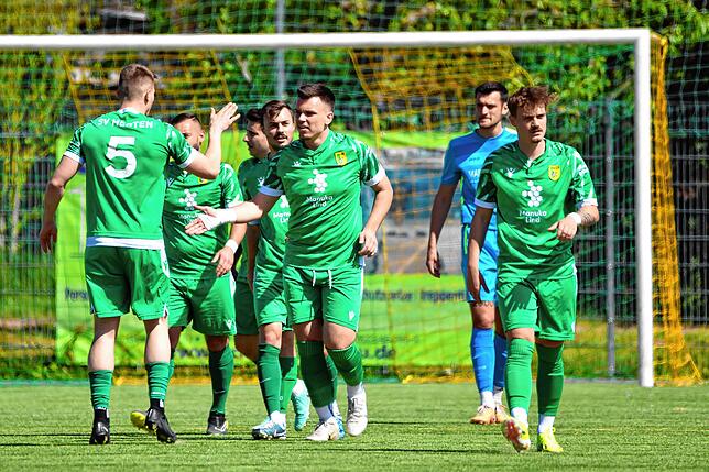 Bild 12: SV Herten fegt SV Buch mit 8:0 vom Platz – und wir haben Bilder!