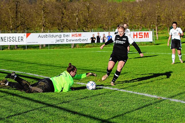 Bild 7: Klarer Sieg für die SG Aach-Linz/Denkingen! Die Bilder zur Landesliga-Partie im Deggenhausertal