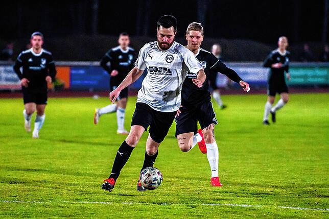 Bild 37: SV 08 Laufenburg II bremst FC 08 Bad Säckingen mit 1:1 im Verfolgerduell &ndash; und wir haben Bilder!