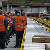 Das Meßkircher Amazon-Verteilzentrum hat das größte Verteilgebiet in Deutschland. Er reicht von Lindau am Bodensee bis nach Esslingen ...
