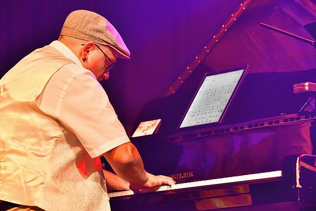 Bild 12: Herbst-Live-Show der Stadtmusik