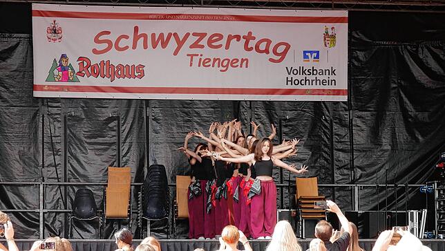Bild 6: Lebendige Stadt in der Fußgängerzone