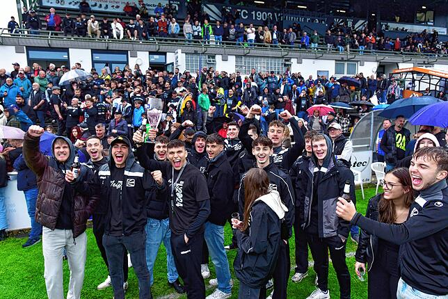 Bild 11: Unsere Bildergalerie vom packenden Oberliga-Duell zwischen dem FC 08 Villingen und CFR Pforzheim