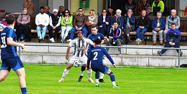 Bild 17: FC Wittlingen setzt sich mit 3:1 gegen VfB Waldshut durch – und wir haben Fotos!