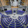 Wer im künftigen Bundestag sitzt, wird erst nach dem 23. Februar beantwortet. Mit welchem Programmen die Parteien in den Wahlkampf ...