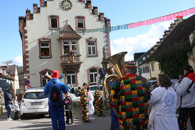 Bild 10: Unvergessliche Eindrücke: Schmutziger Donnerstag in Stühlingen – Die besten Fasnacht-Bilder!