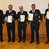 40 Jahre im aktiven Dienst der Freiwilligen Feuerwehr Salem: Kommandant Jochen Fuchs (links) und der stellvertretende Kreisbrandmeister ...