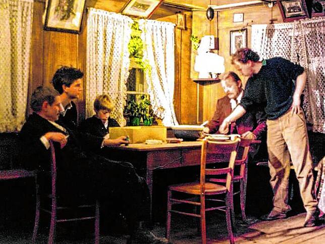 Seltenes Bilddokument: 1985 wird der Roman „Der Polenweiher“ auf einem Bauernhof in Langenschiltach verfilmt. Thomas ...