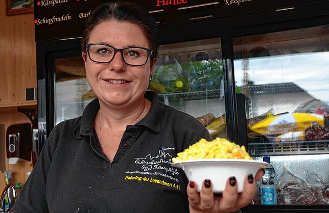 Bild 1: Streetfood Markt in Markdorf: Diese kulinarischen Köstlichkeiten wurden angeboten