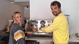 Tanja und Tino Ellegast arbeiten mit Hochdruck in ihrer Bar Liesel. Mitte Juni möchten sie eröffnen, bis dahin gibt es noch viel zu tun. ...