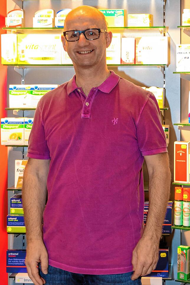 Apotheker Bernhard Straub hofft, dass genügend Impfdosen vorrätig sind.