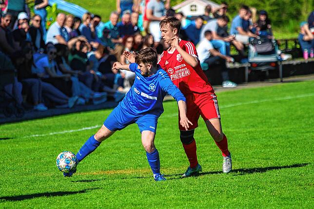Bild 13: SG Stühlingen/Weizen besiegt den SV Eggingen im Derby mit 4:0 – und wir haben Fotos!