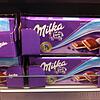 Milka Schokolade: Wer kennt sie nicht – die lila Kuh und die dazu gehörige Schokolade? 1825 gründete der Zuckerbäcker Philippe Suchard ...