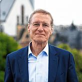 Ulrich Hegerl, 67, Psychiater und Vorstandsvorsitzender der Stiftung Deutsche Depressionshilfe, hat die Johann Christian Senckenberg ...