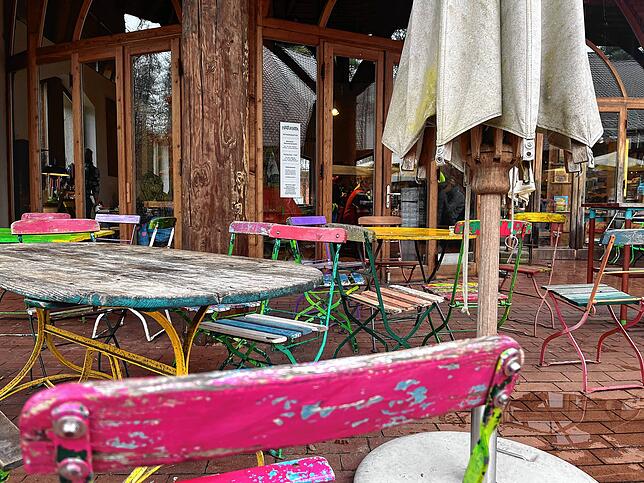 Das Restaurant der Naturata von außen.