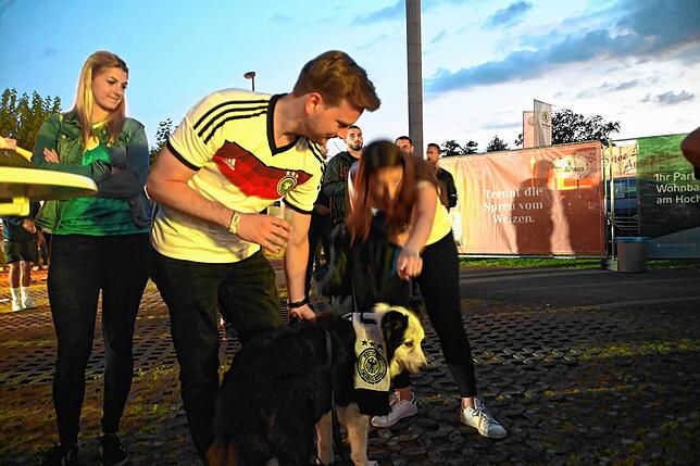 Bild 4: EM 2024 in der SÜDKURIER-Arena: Mitfiebern bei der Partie Deutschland – Schweiz